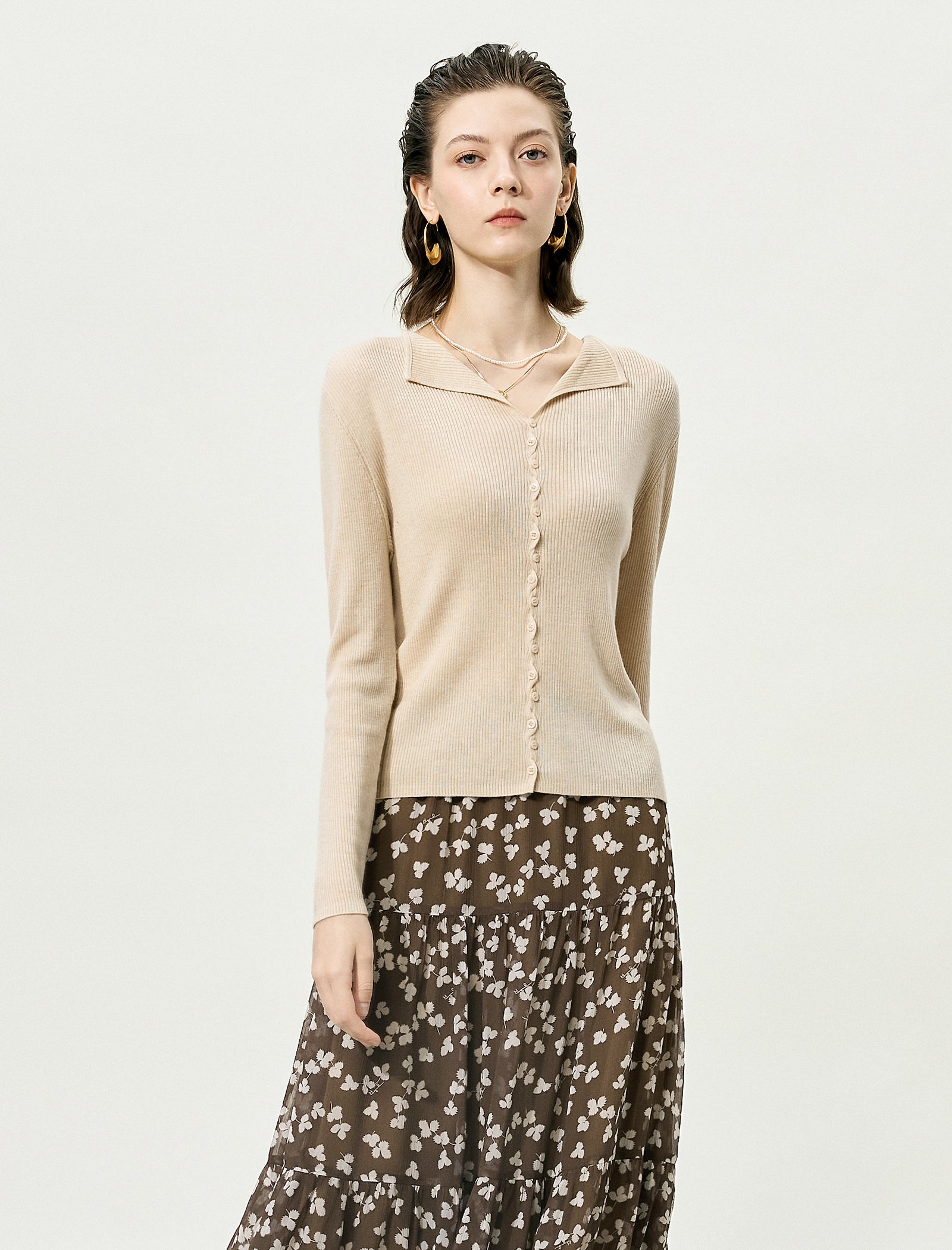 Wavy Placket Button Front Knit Cardigan