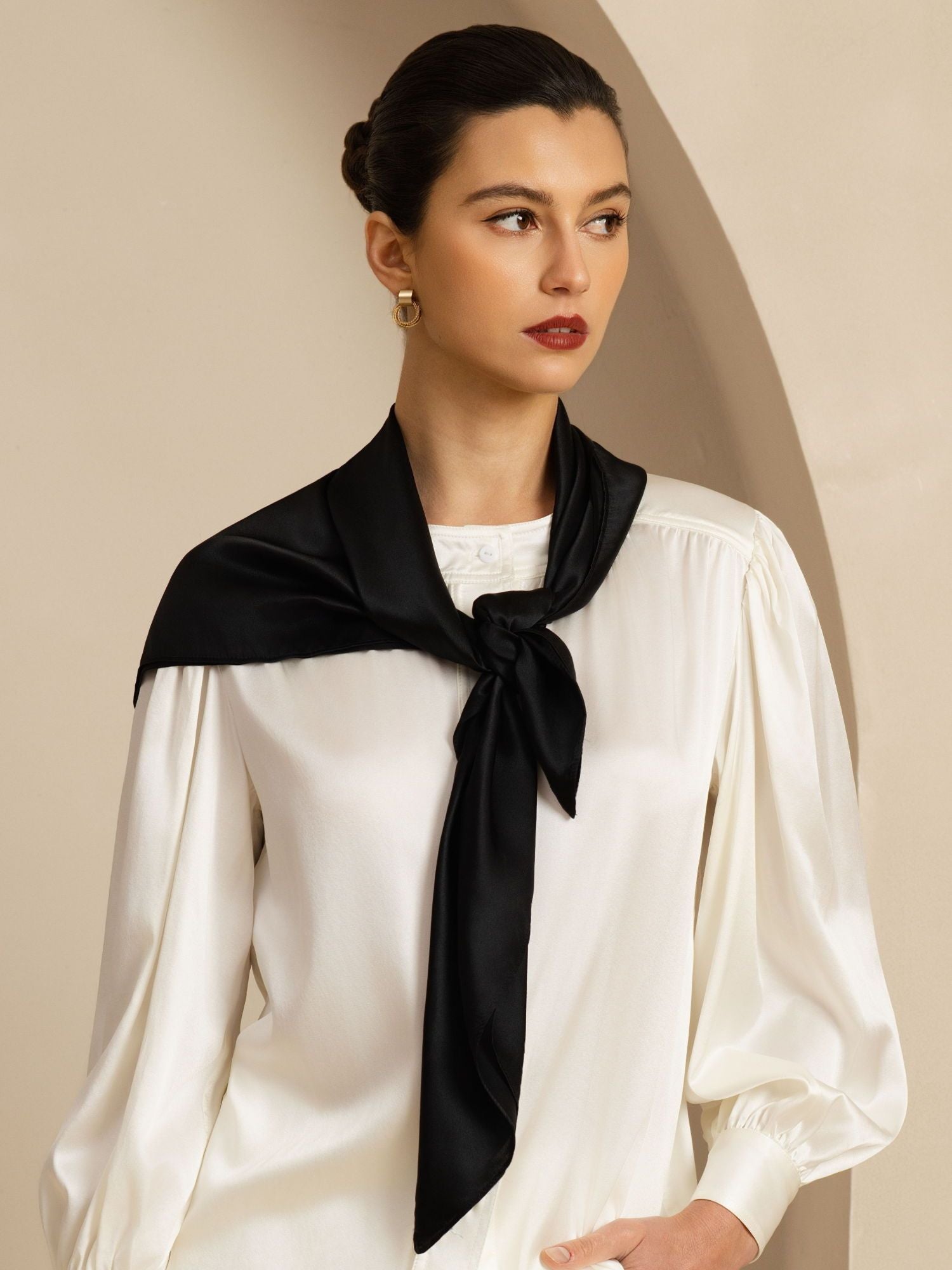 Pure Silk Classic  Elegant Square Scarf - Size 90x90cm