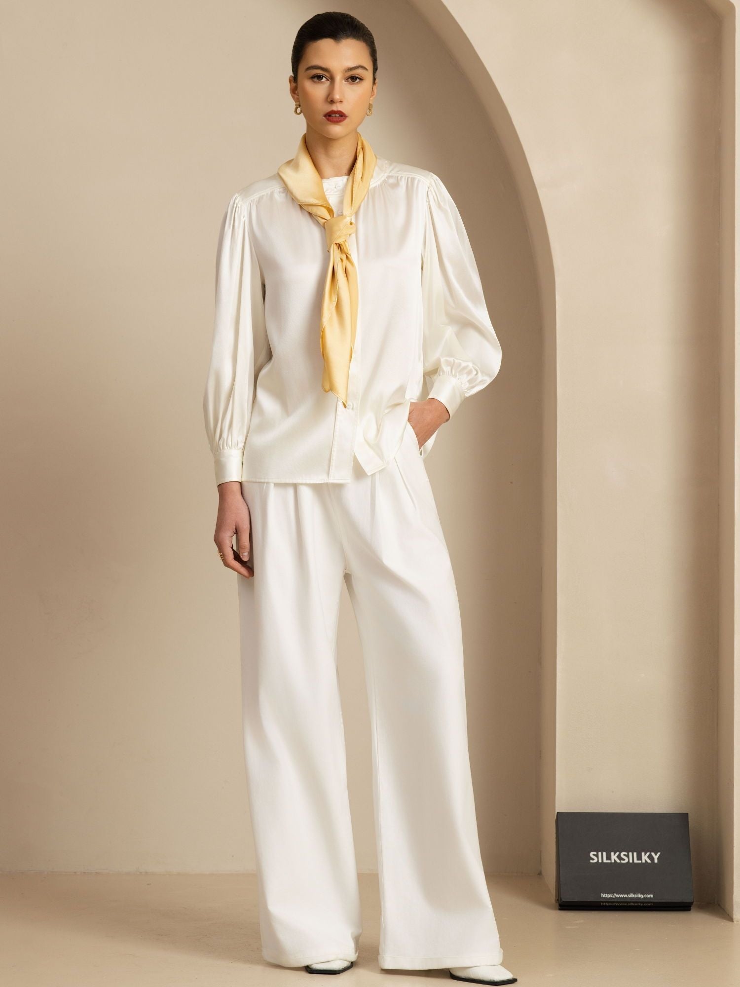 Pure Silk Classic  Elegant Square Scarf - Size 90x90cm