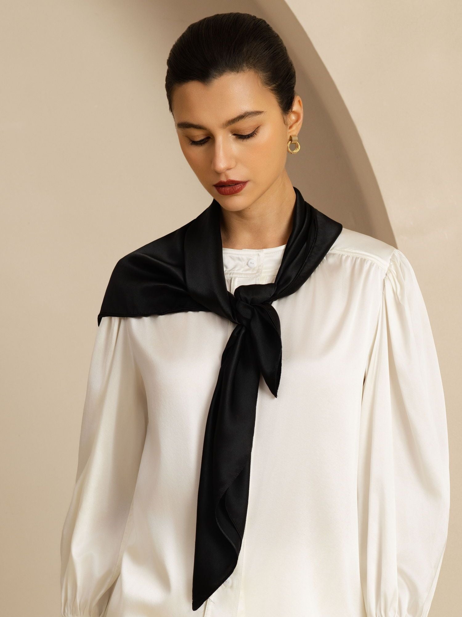Pure Silk Classic  Elegant Square Scarf - Size 90x90cm